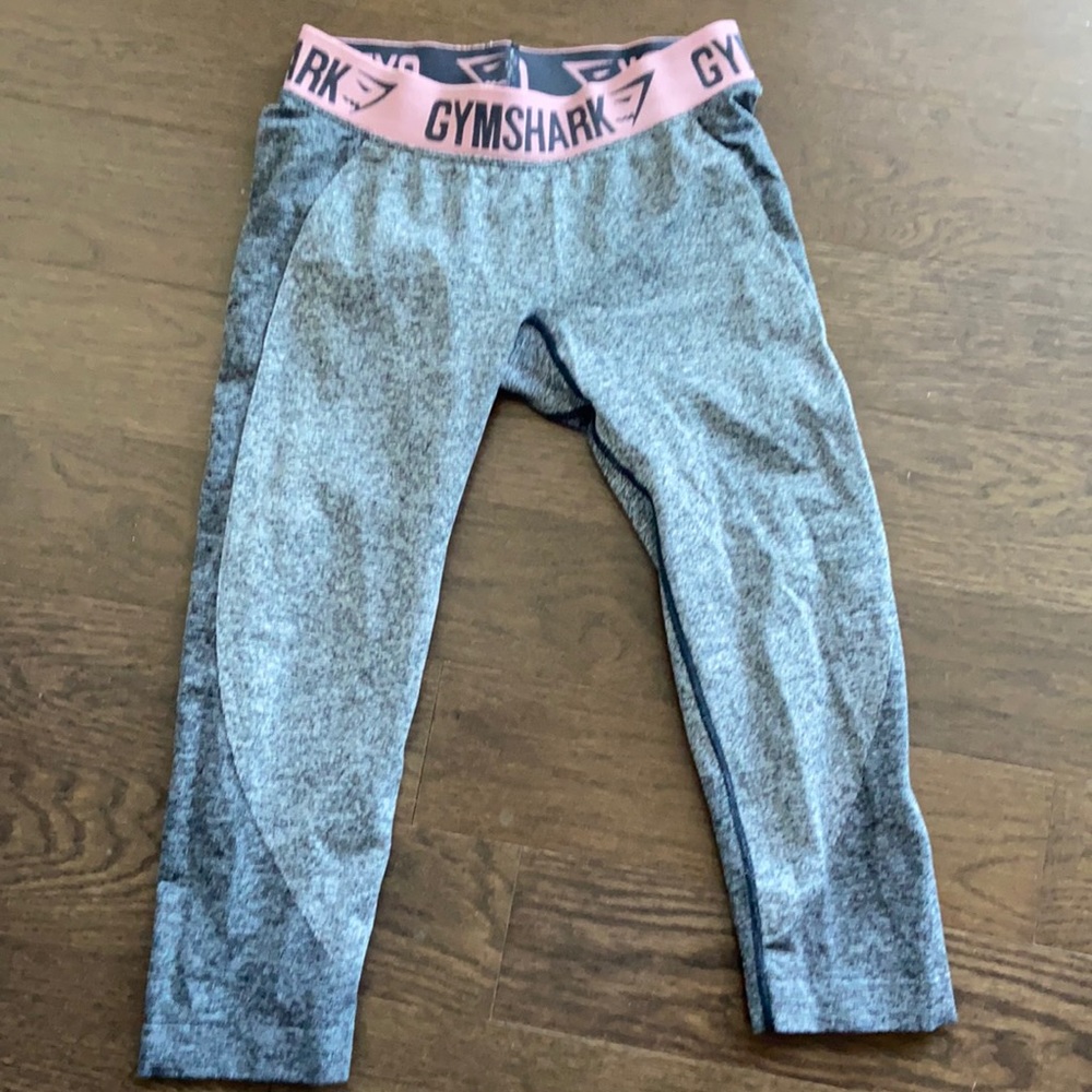 Women’s Gym Shark Leggings - Size Medium